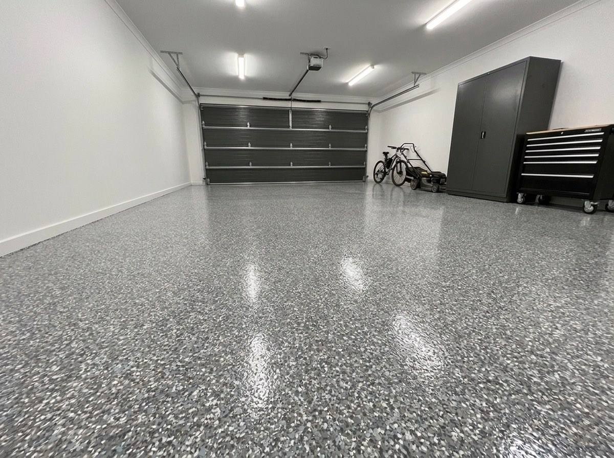 Silver Grey flake epoxy floor